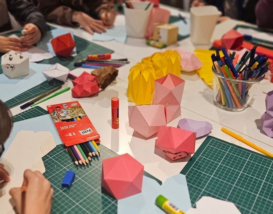 Katlanan Fikirler: Origamiyle Keşfet ve Üret fotoğraf 10