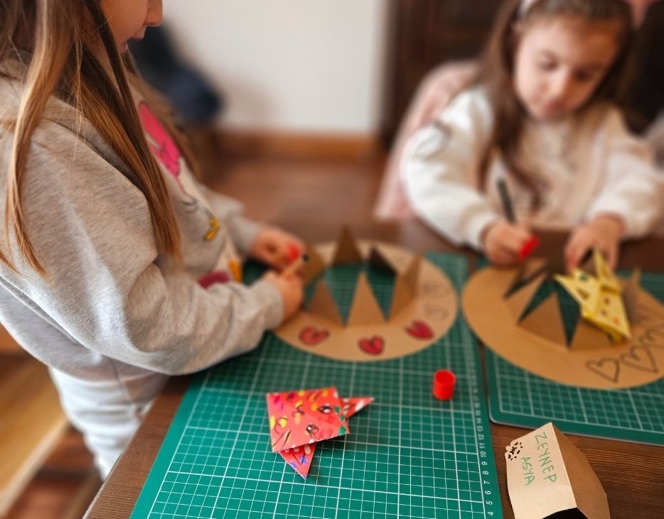 Katlanan Fikirler: Origamiyle Keşfet ve Üret fotoğraf 13
