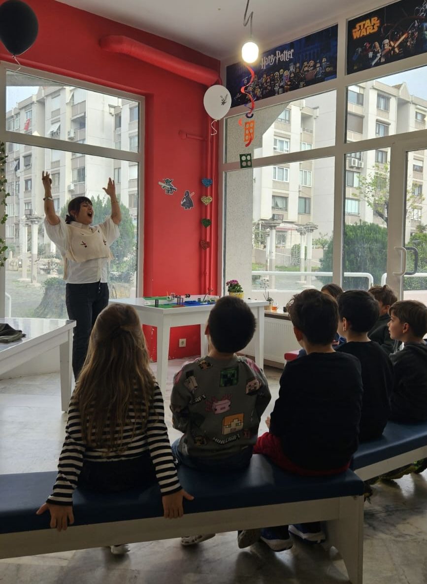 Masal Roller Coasterı: Korkunun Yolculuğu - N.O.K.T.A. Atölye fotoğraf 5